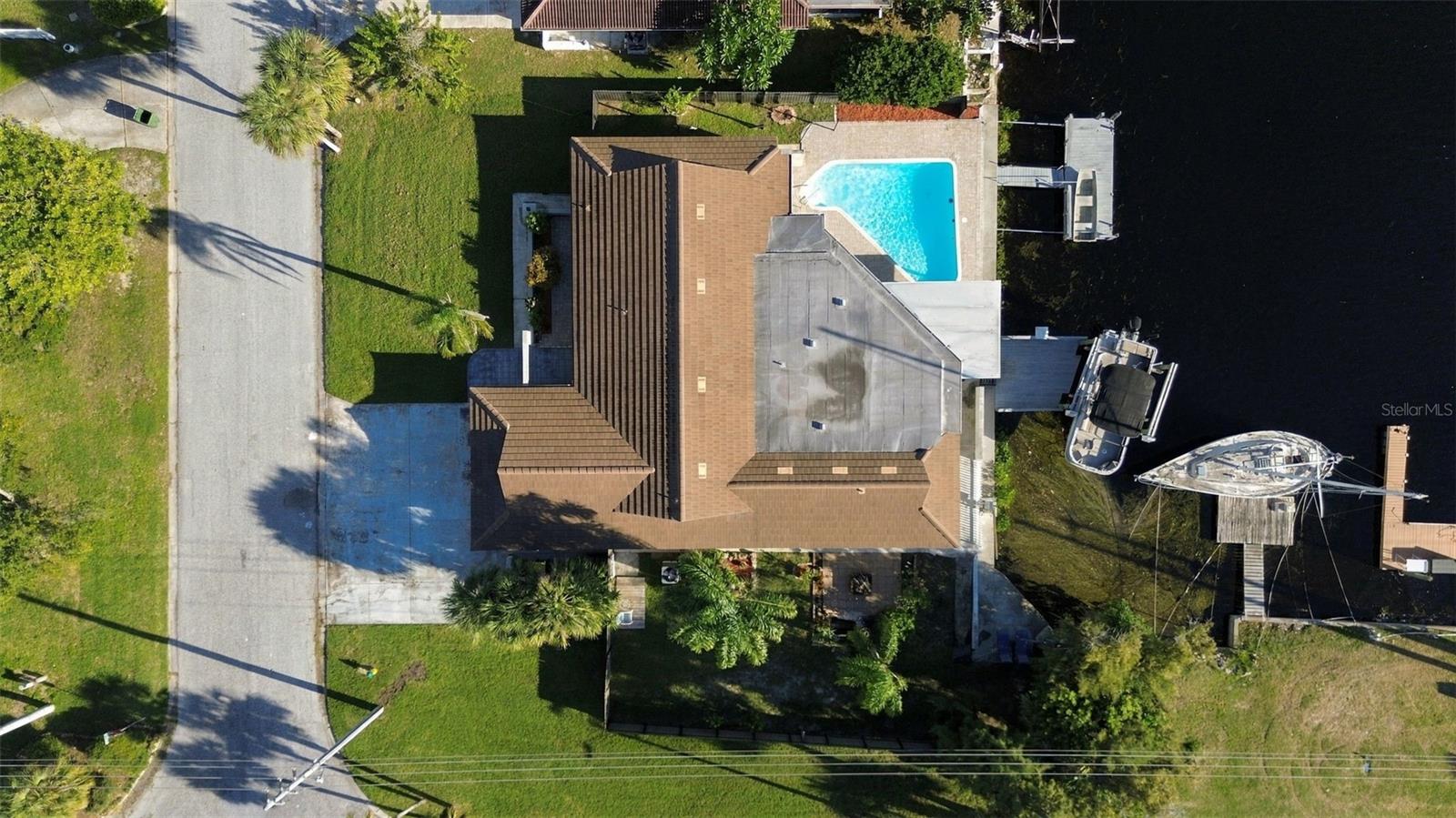 5300 PILOTS PLACE, New Port Richey, FL 34652