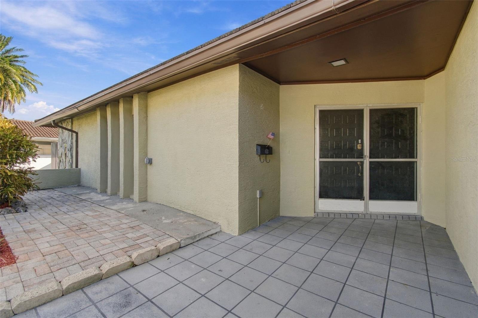5300 PILOTS PLACE, New Port Richey, FL 34652