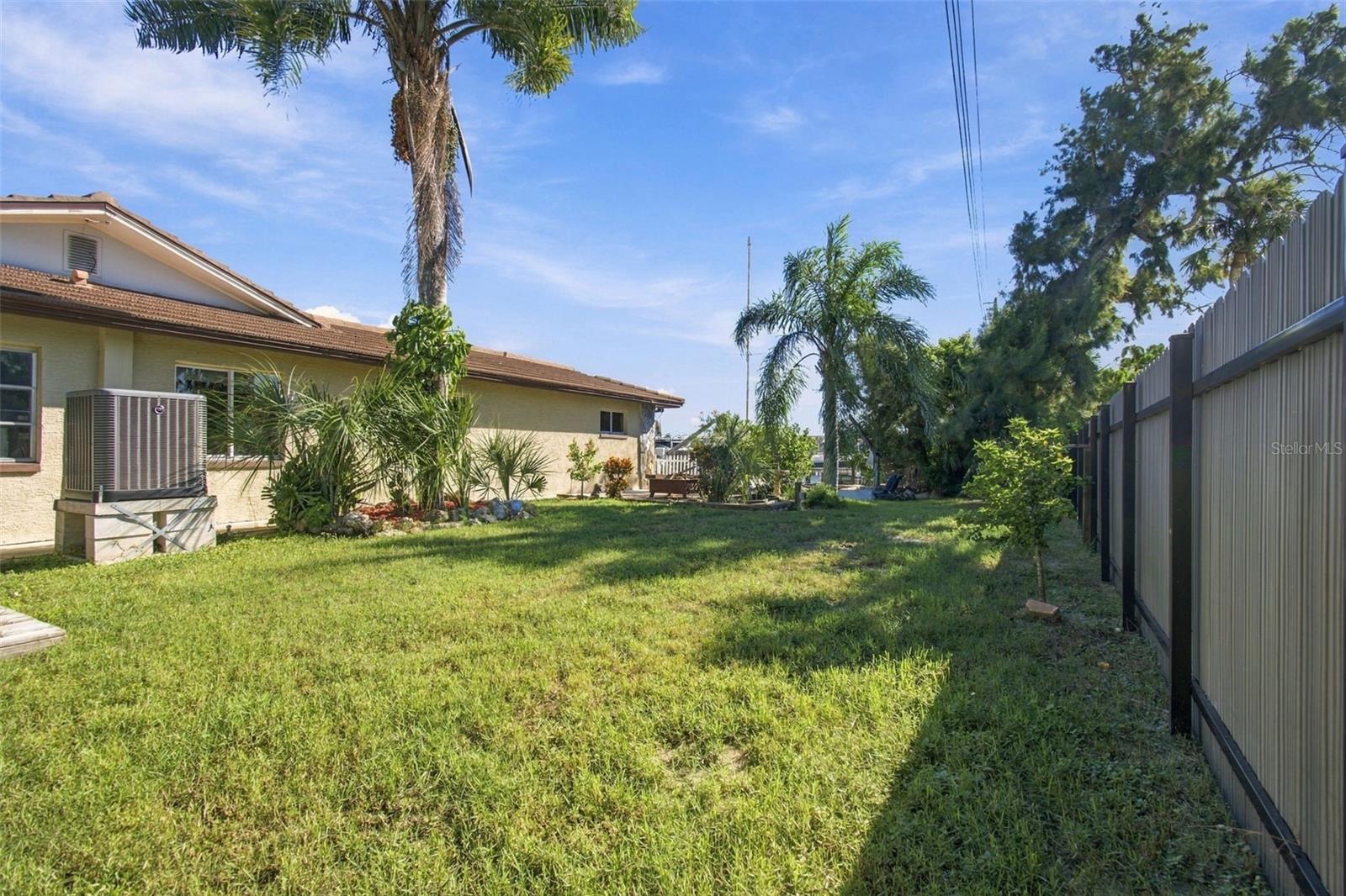 5300 PILOTS PLACE, New Port Richey, FL 34652