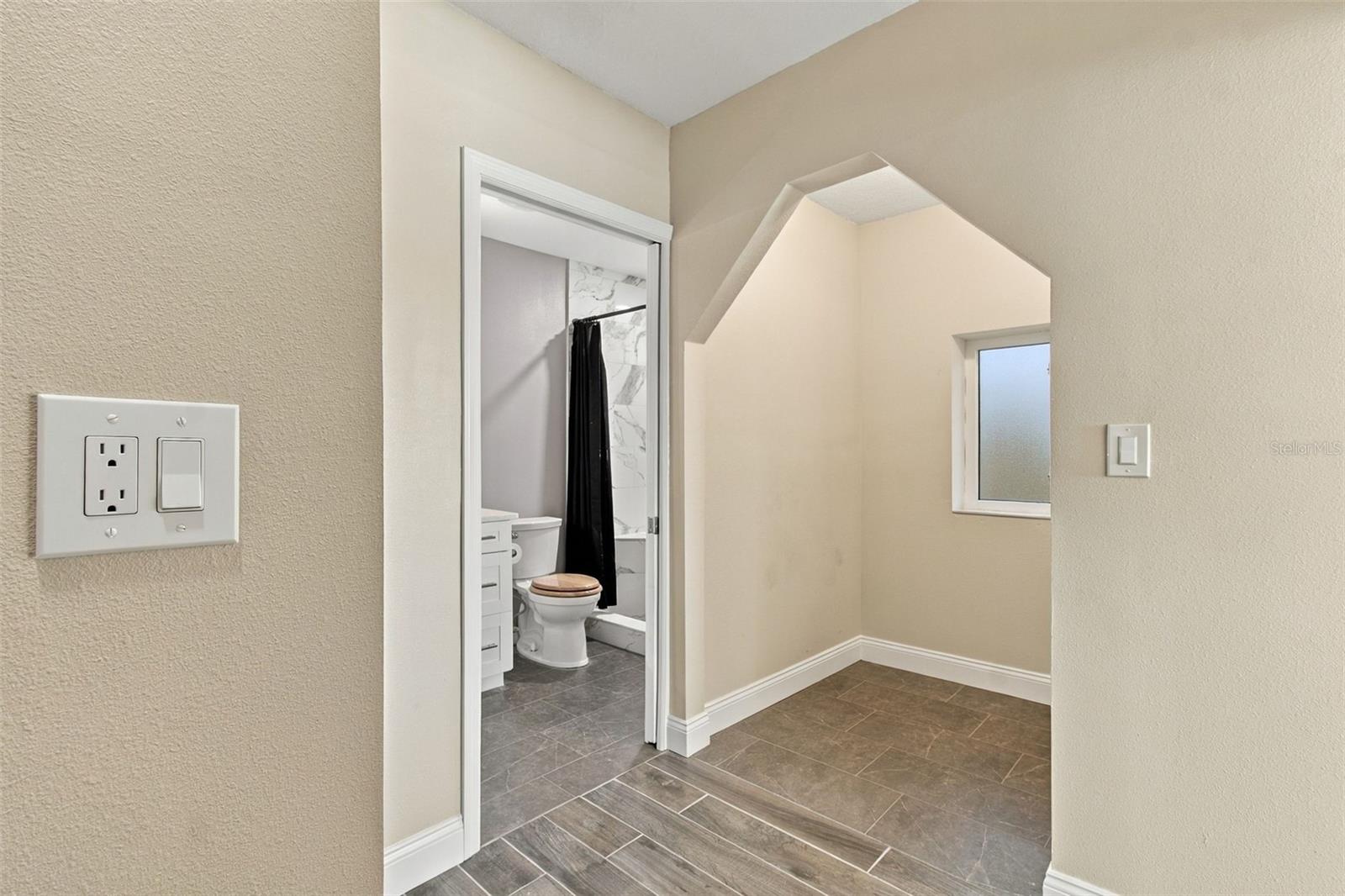 5300 PILOTS PLACE, New Port Richey, FL 34652