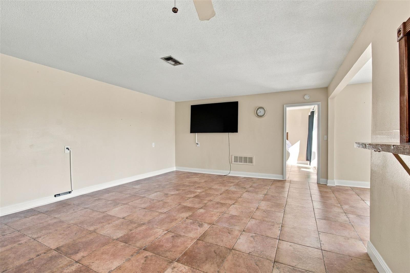 5300 PILOTS PLACE, New Port Richey, FL 34652