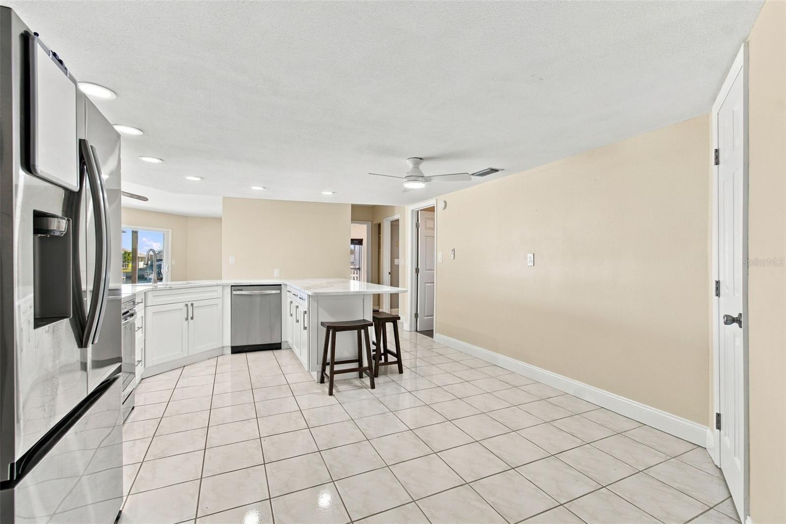 5300 PILOTS PLACE, New Port Richey, FL 34652