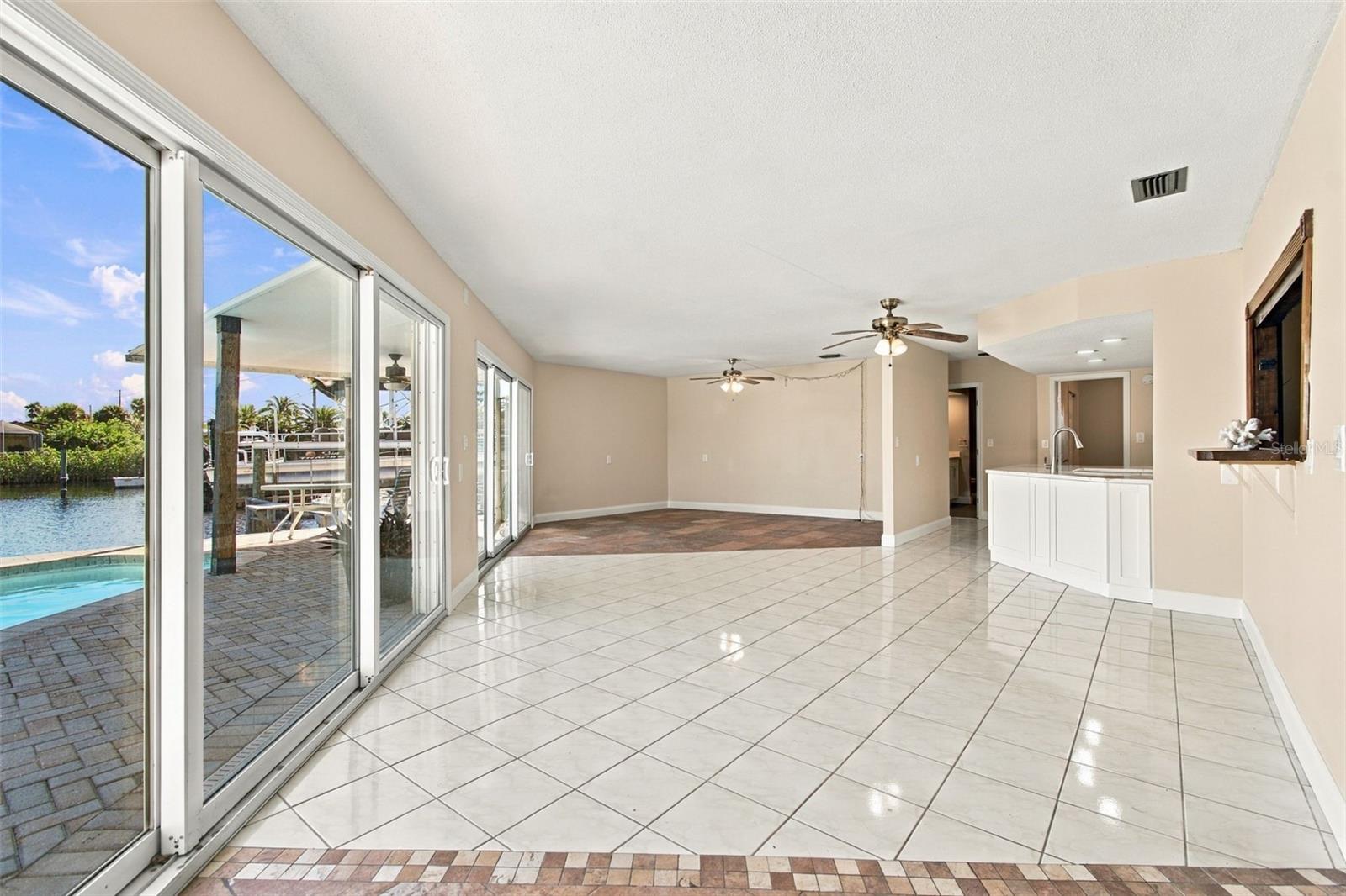 5300 PILOTS PLACE, New Port Richey, FL 34652