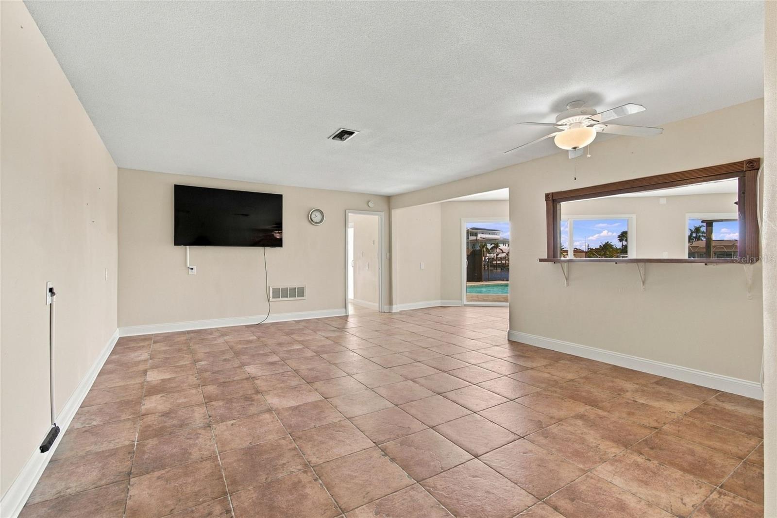 5300 PILOTS PLACE, New Port Richey, FL 34652