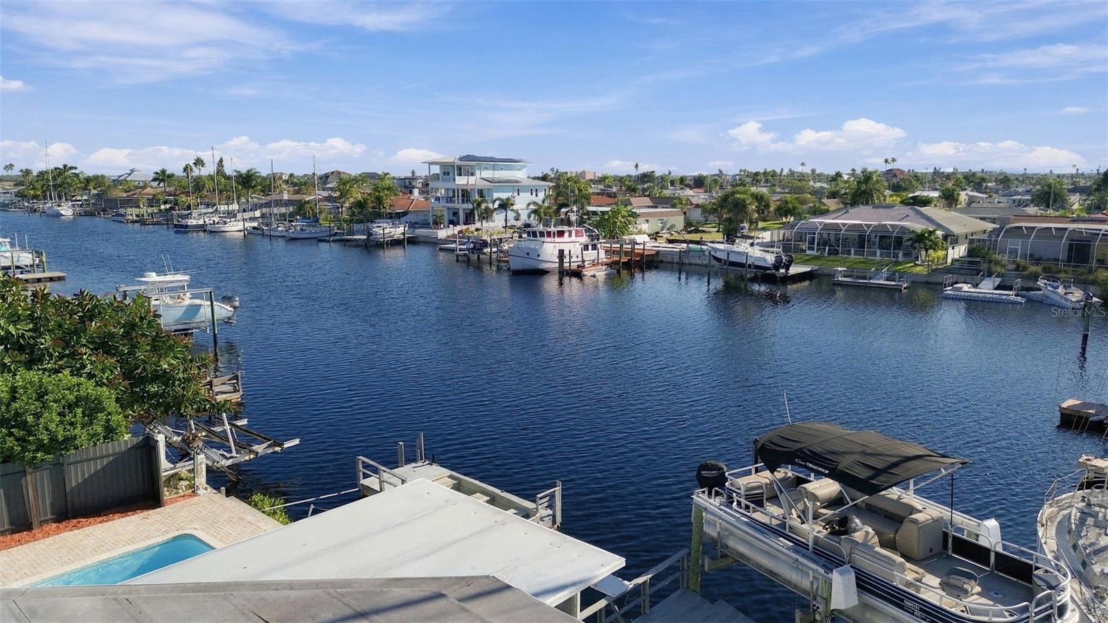 5300 PILOTS PLACE, New Port Richey, FL 34652