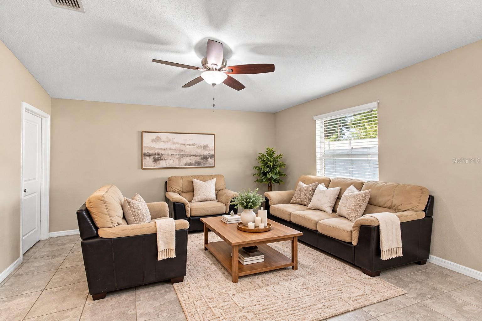 3808 KEARSNEY ABBEY CIRCLE, Dover, FL 33527