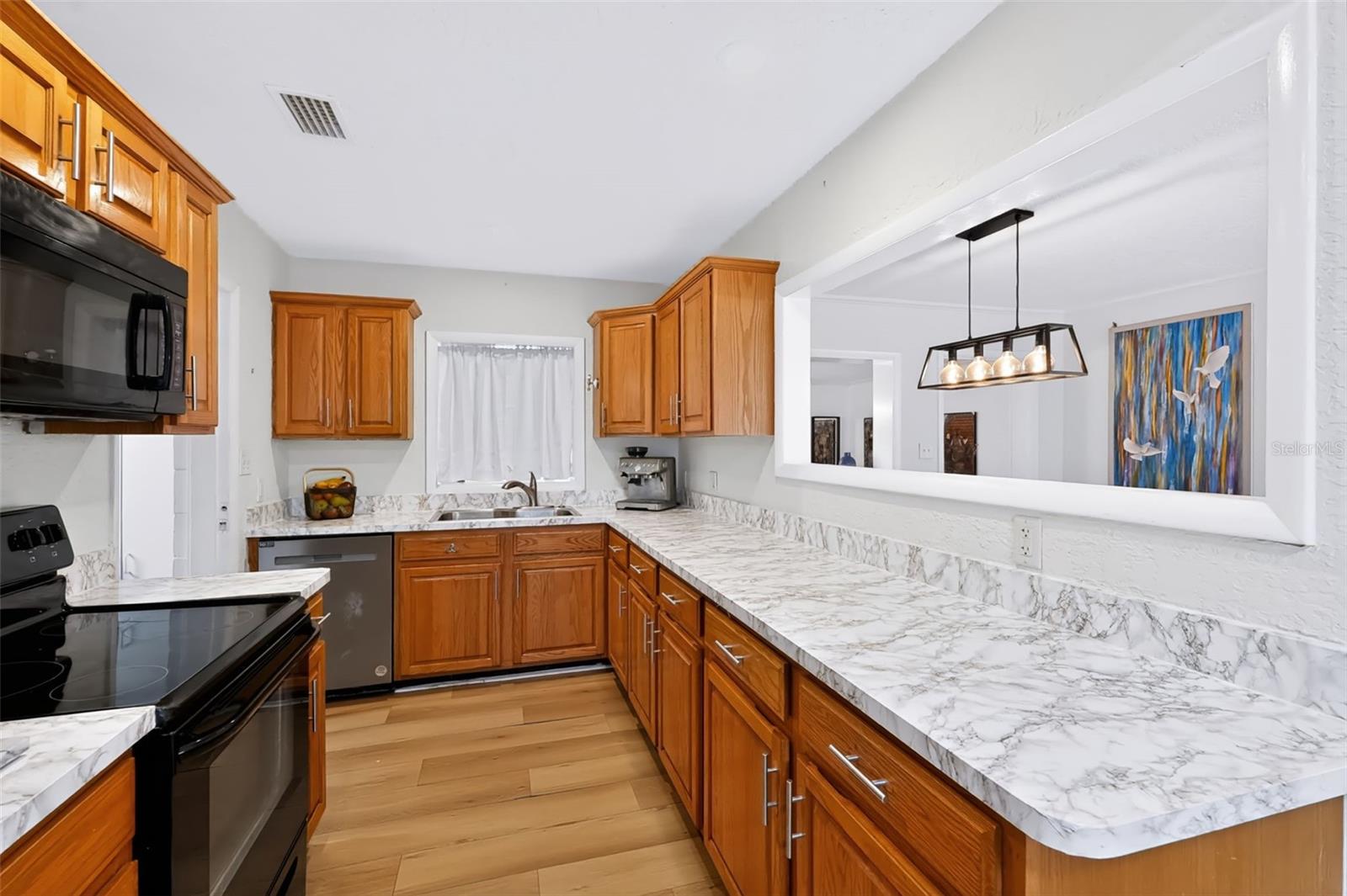 1020 COTTONWOOD STREET, Leesburg, FL 34748