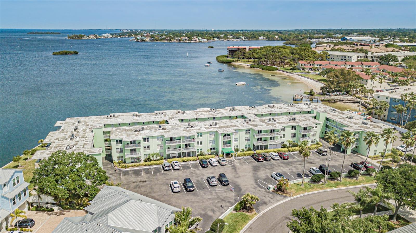 Dolphin Pointe Dolphin Pointe