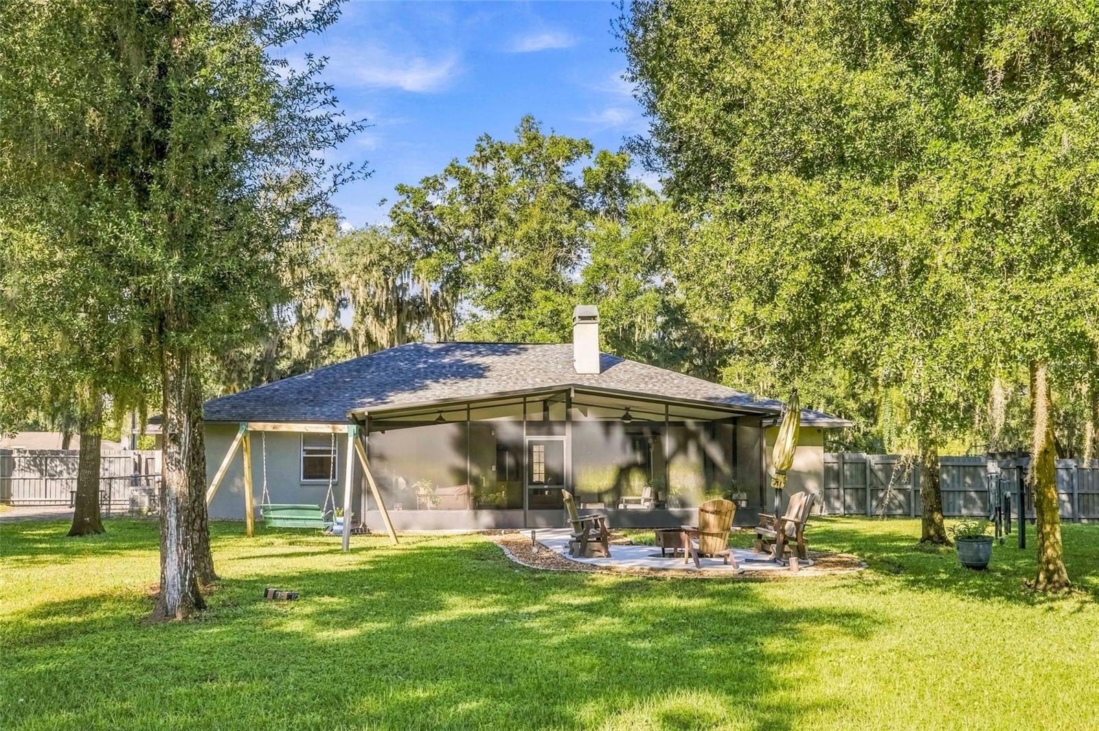 8416 SOUTHWOOD OAKS STREET, Lithia, FL 33547
