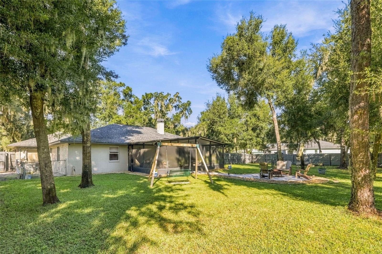 8416 SOUTHWOOD OAKS STREET, Lithia, FL 33547