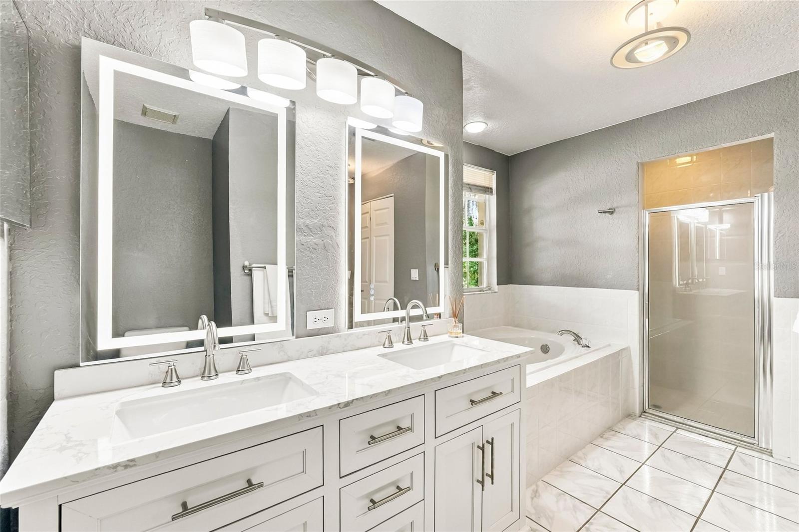 8416 SOUTHWOOD OAKS STREET, Lithia, FL 33547
