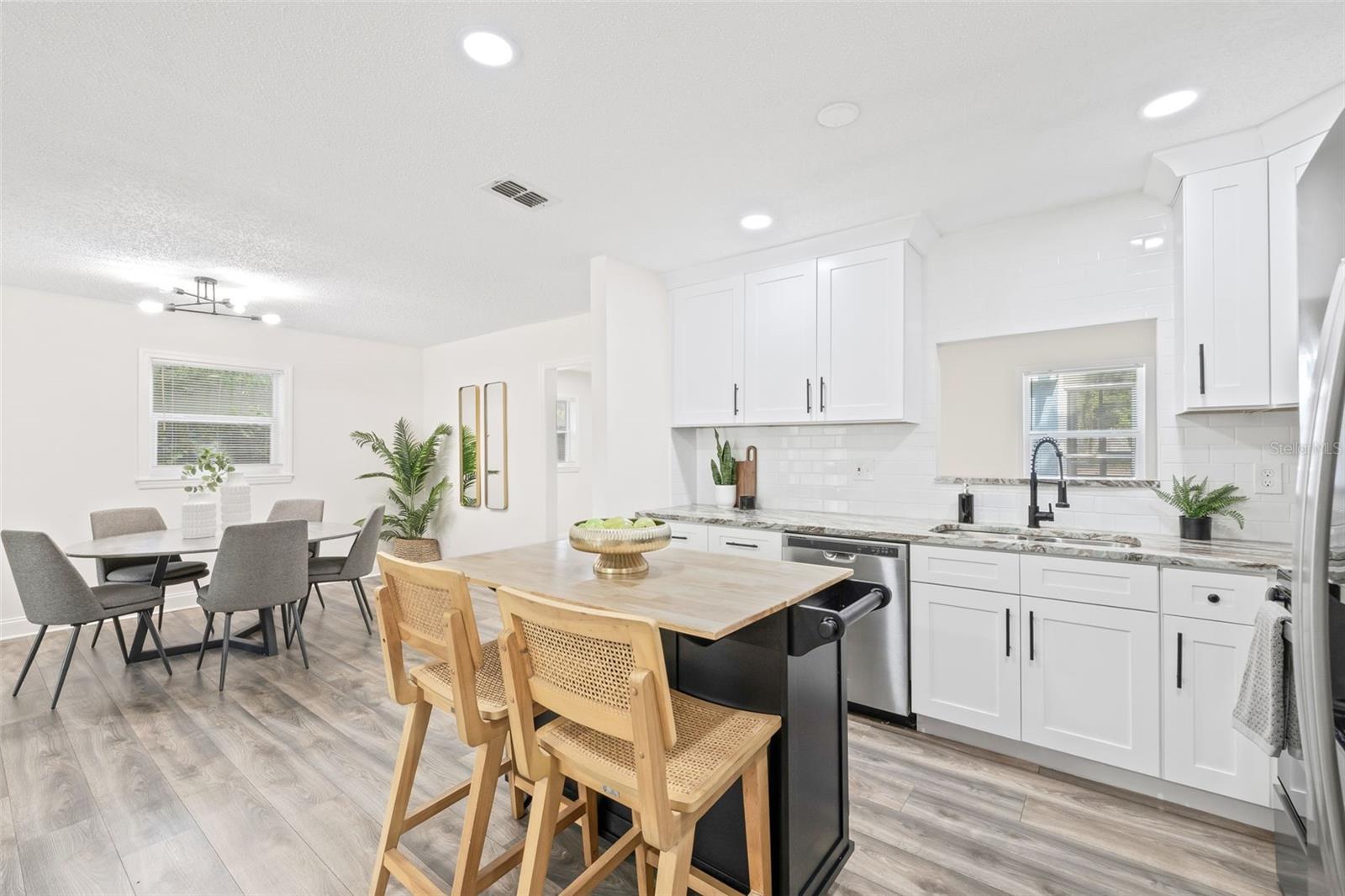 5707 N 15TH STREET, Tampa, FL 33610