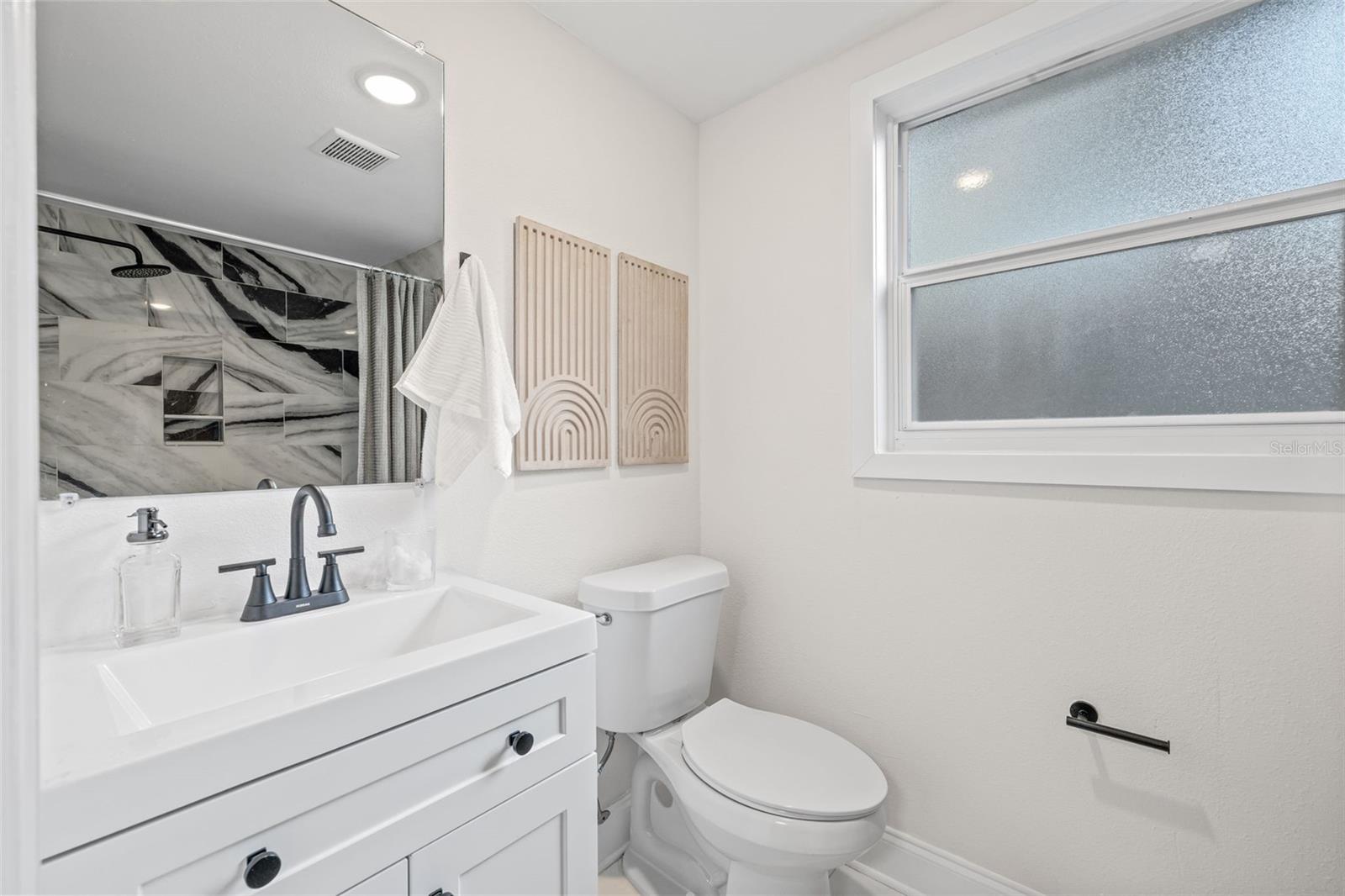 5707 N 15TH STREET, Tampa, FL 33610