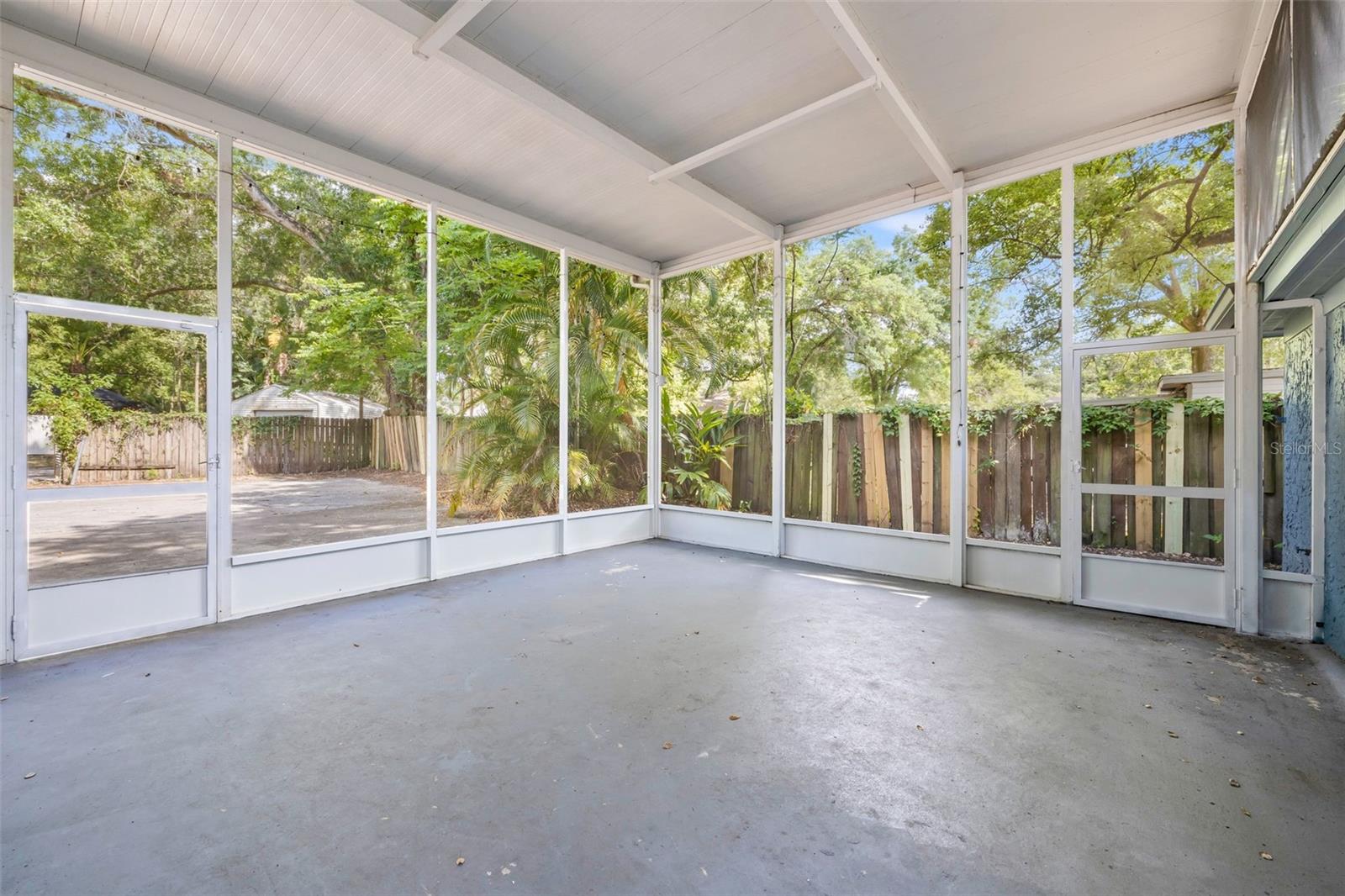 5707 N 15TH STREET, Tampa, FL 33610