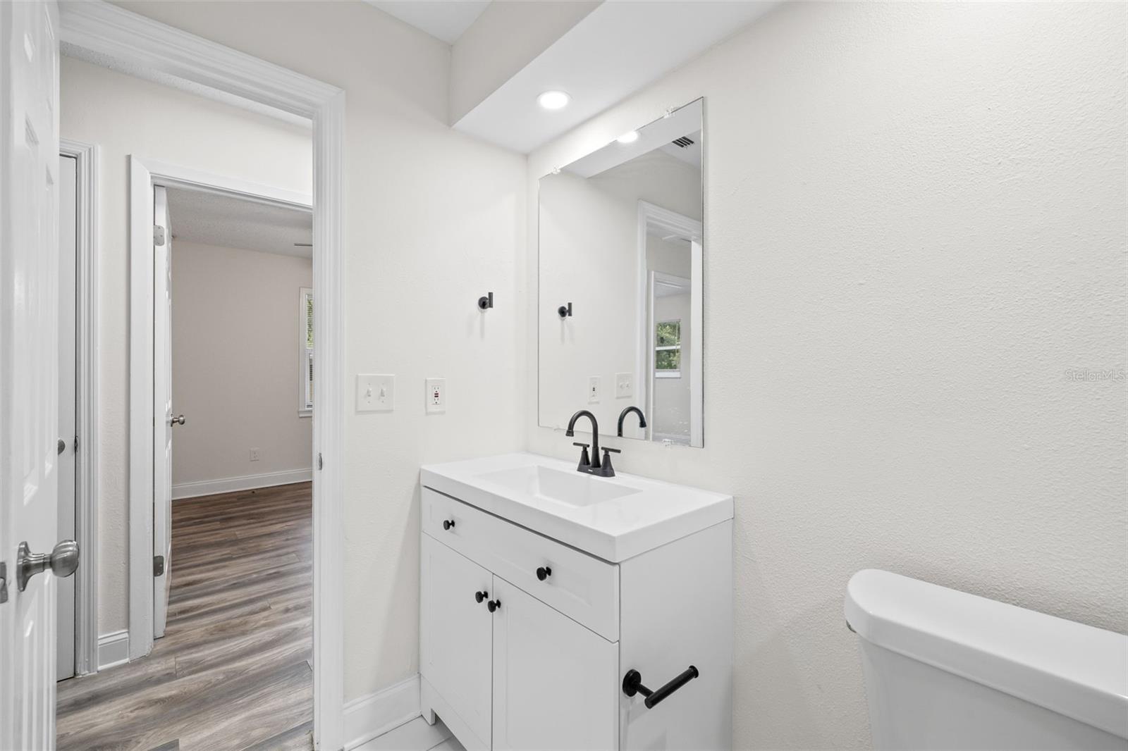 5707 N 15TH STREET, Tampa, FL 33610