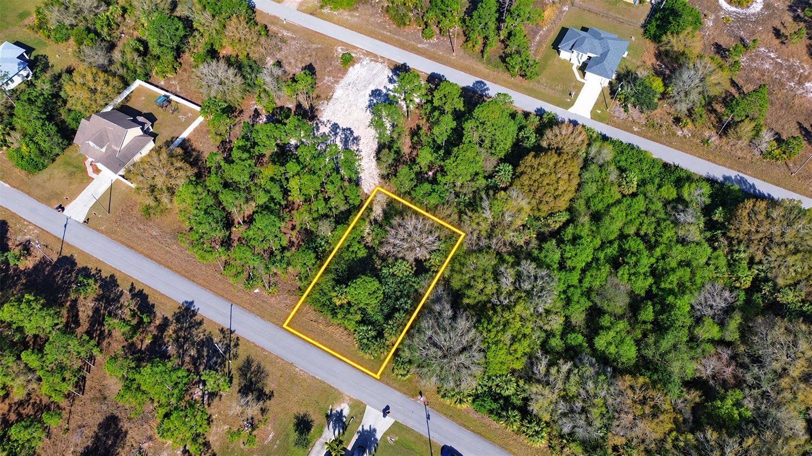 755 CHAMBERS STREET E, Lehigh Acres, FL 33974