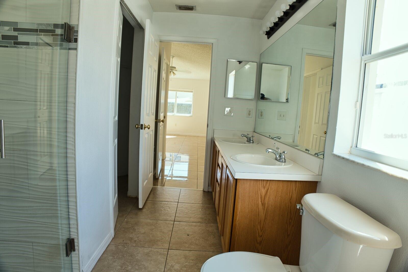 11007 WHITECAP DRIVE, Riverview, FL 33579