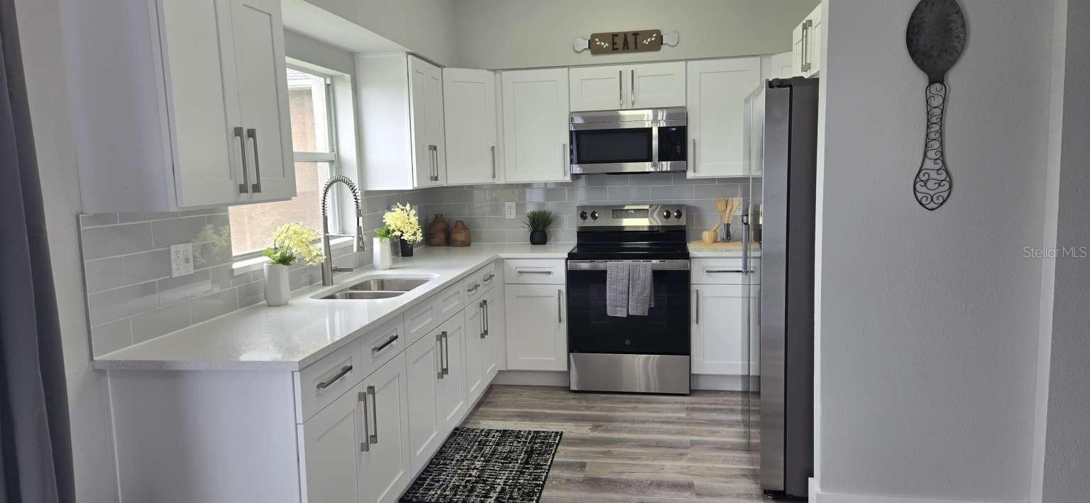 2462 HARRISON PLACE BOULEVARD, Lakeland, FL 33810 2462 HARRISON PLACE BOULEVARD, Lakeland, FL 33810