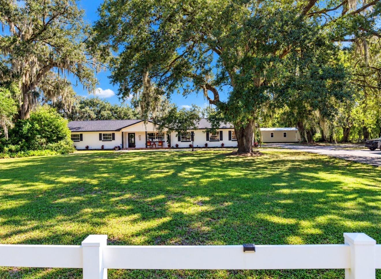 2510 FRITZKE ROAD, Dover, FL 33527