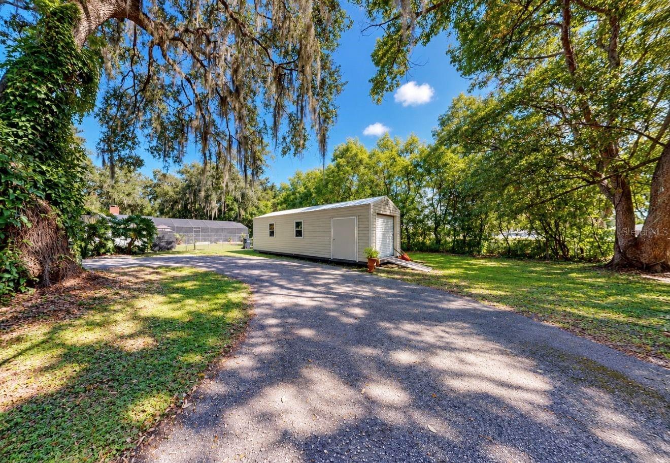 2510 FRITZKE ROAD, Dover, FL 33527