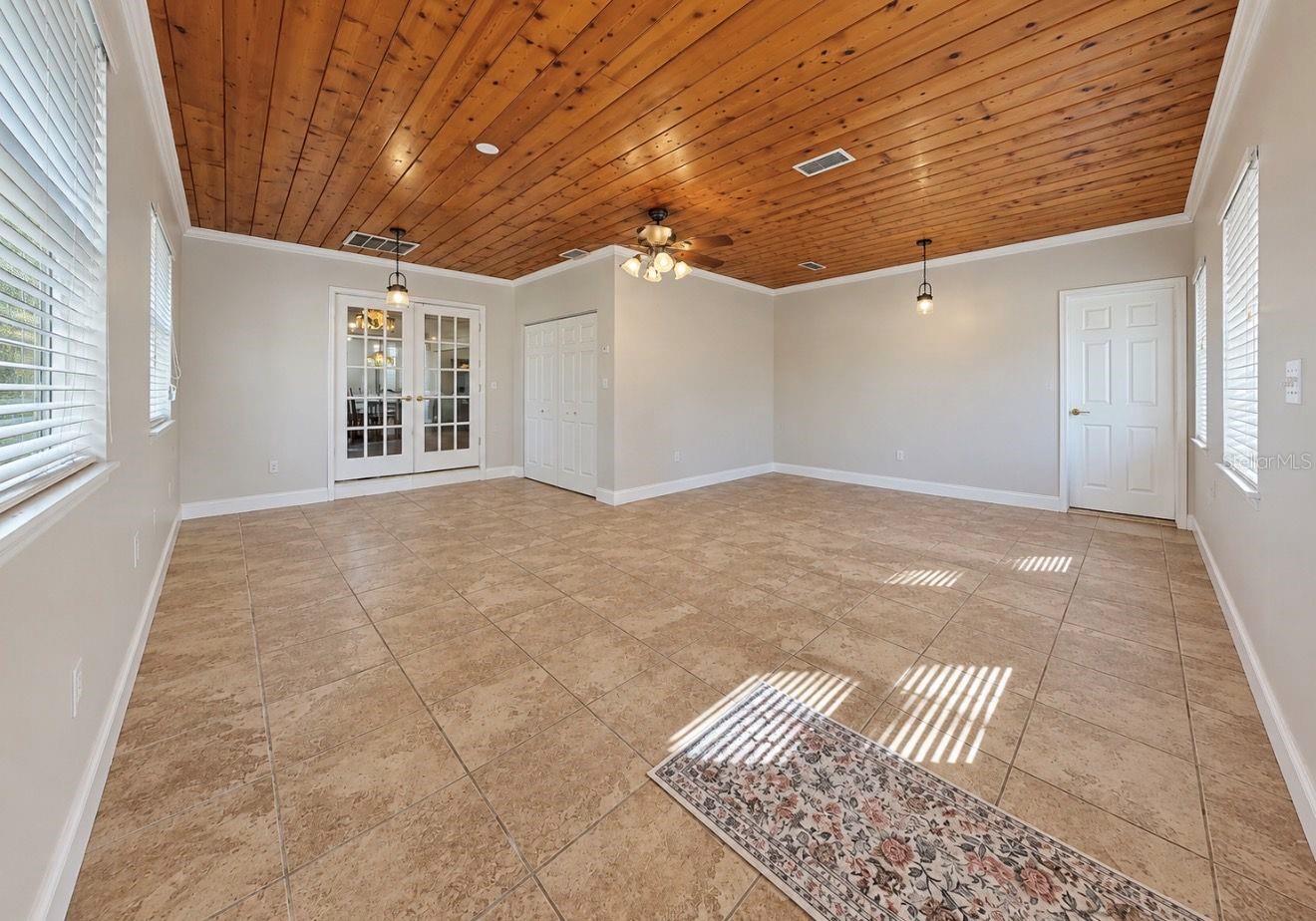 2510 FRITZKE ROAD, Dover, FL 33527