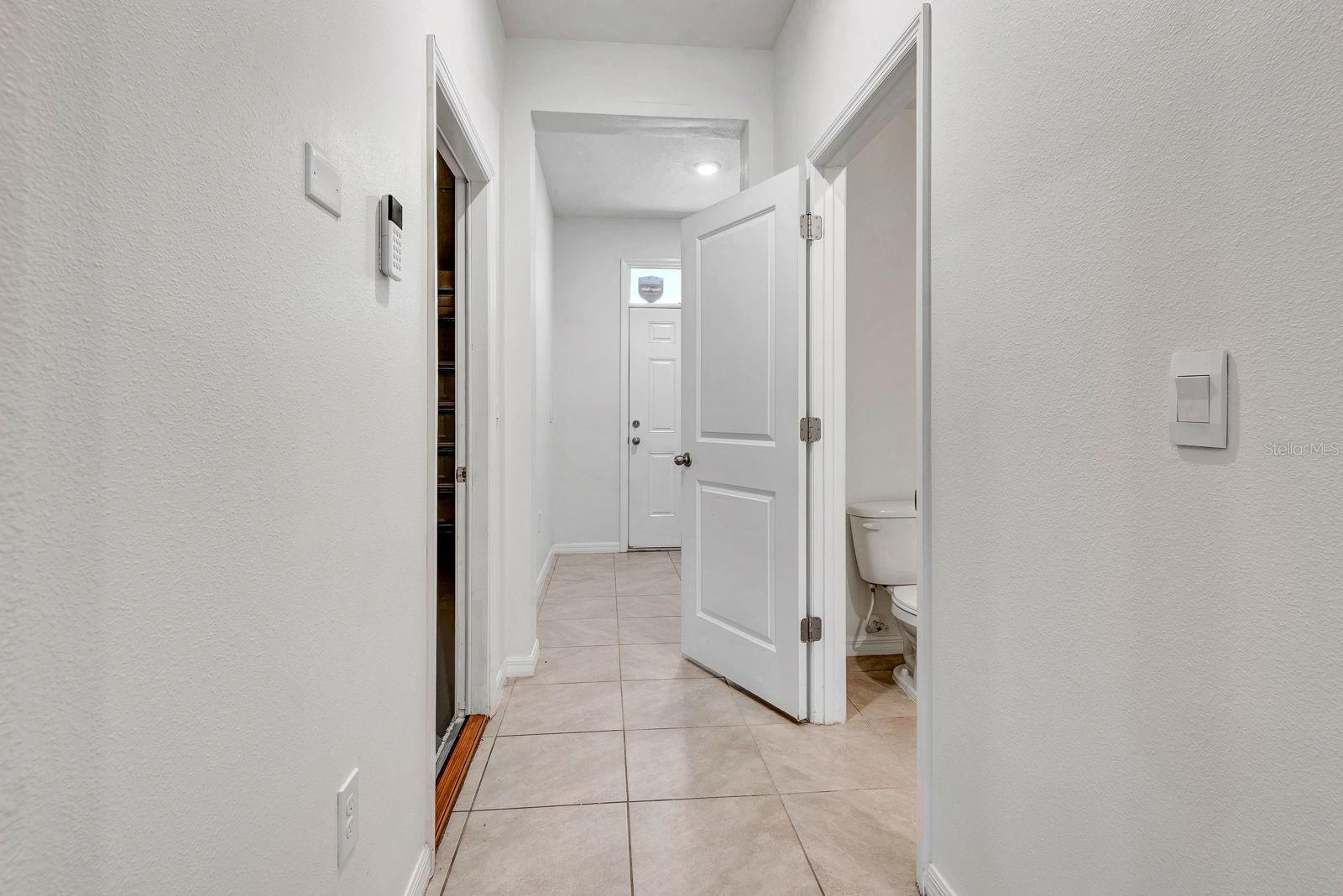 136 MANGROVE SHADE CIRCLE, Apollo Beach, FL 33572