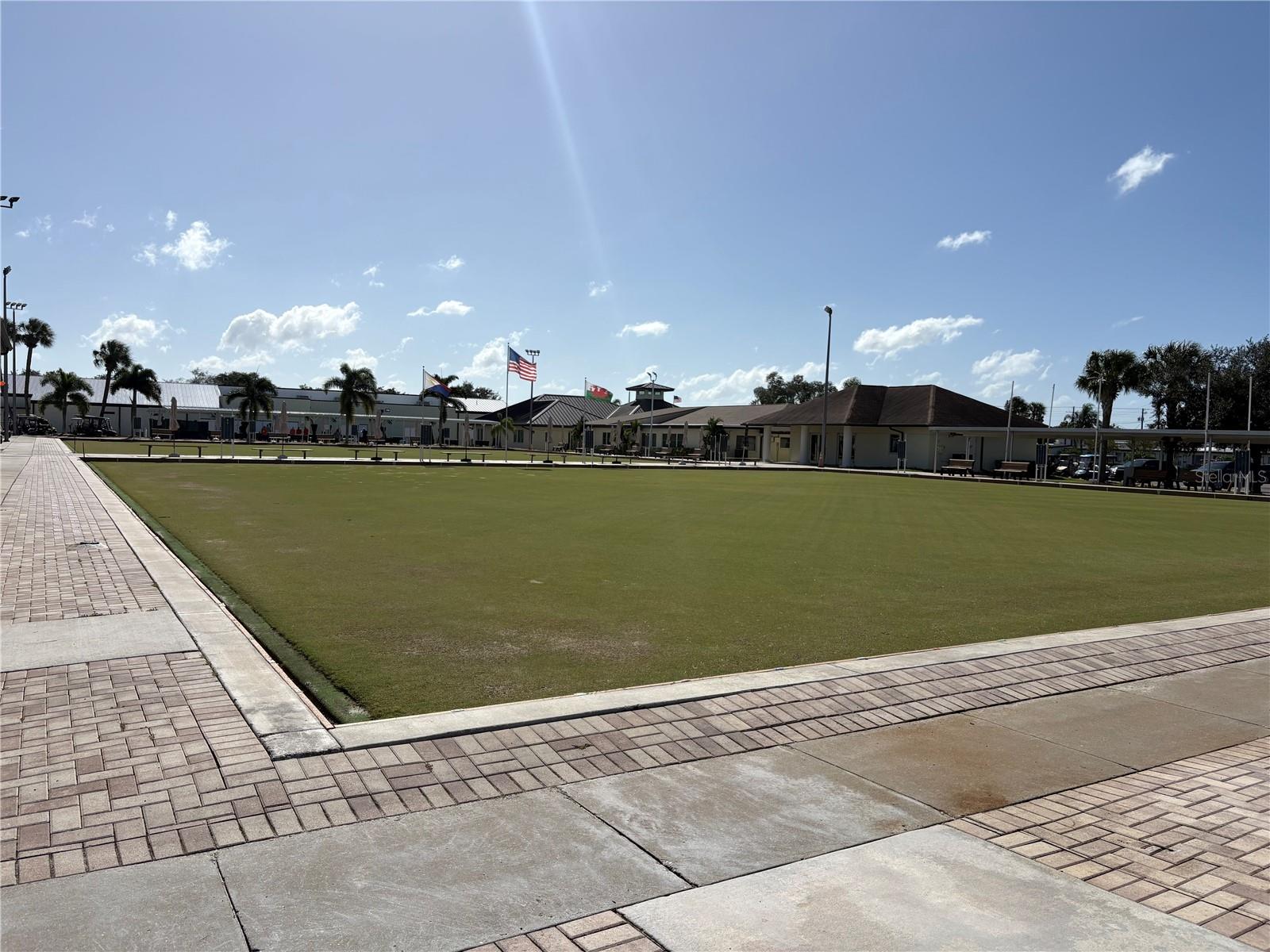 304 BROCKFIELD DRIVE, Sun City Center, FL 33573