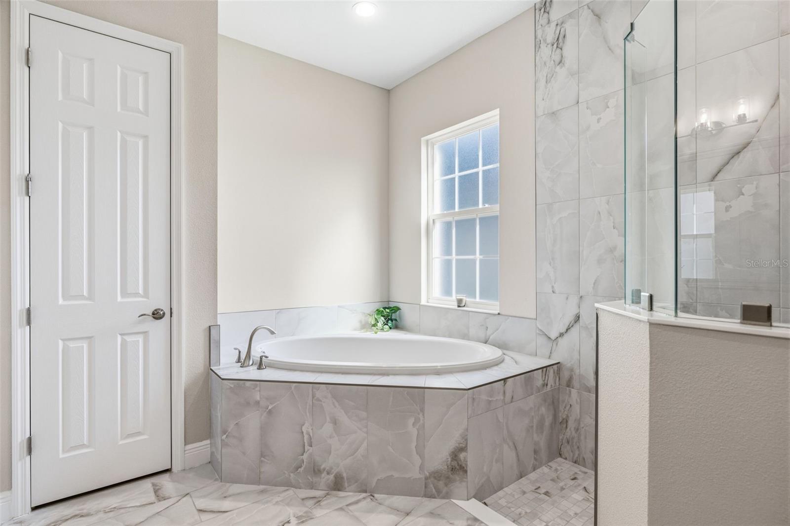 5254 WOLF CREEK DRIVE, Apollo Beach, FL 33572