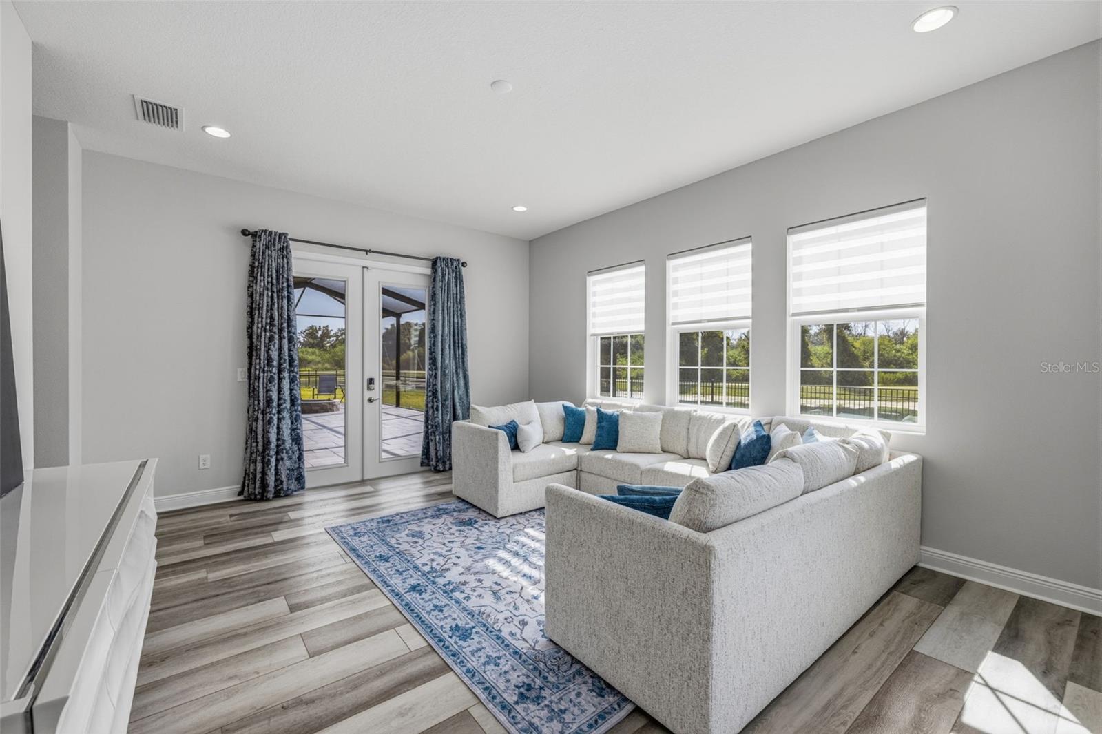 5254 WOLF CREEK DRIVE, Apollo Beach, FL 33572