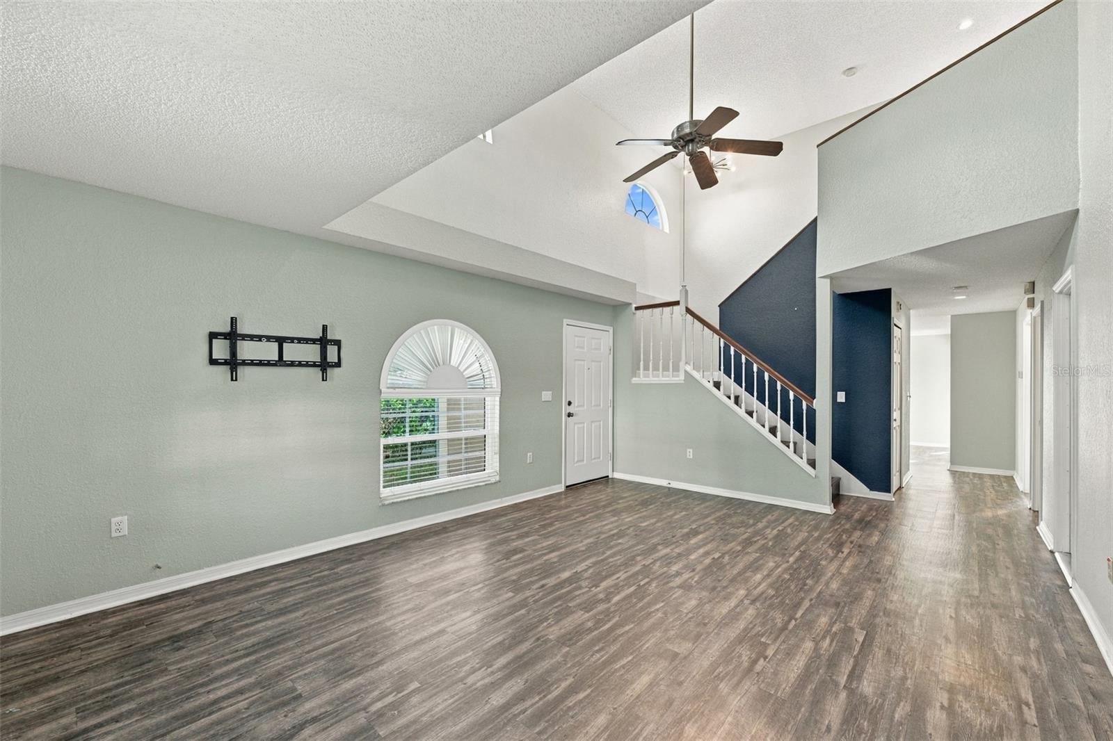 9049 ANTIGUA DRIVE, Seminole, FL 33777