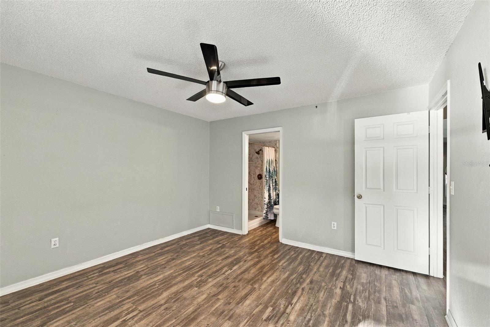 9049 ANTIGUA DRIVE, Seminole, FL 33777
