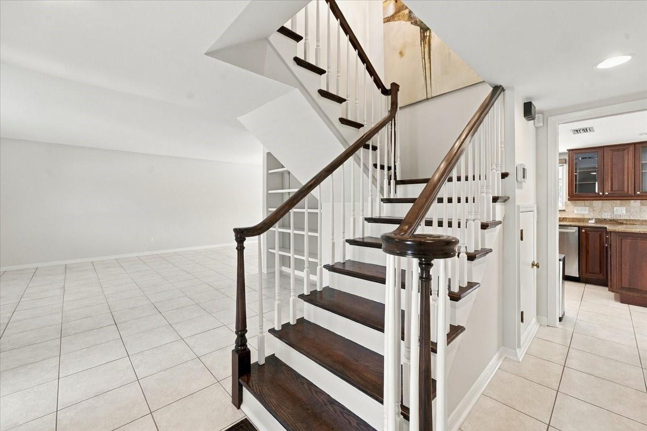 4110 CARROLLWOOD VILLAGE DRIVE, Tampa, FL 33618 4110 CARROLLWOOD VILLAGE DRIVE, Tampa, FL 33618