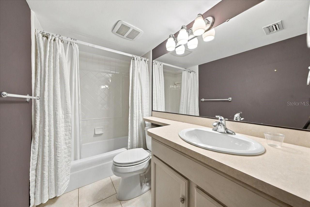 4110 CARROLLWOOD VILLAGE DRIVE, Tampa, FL 33618