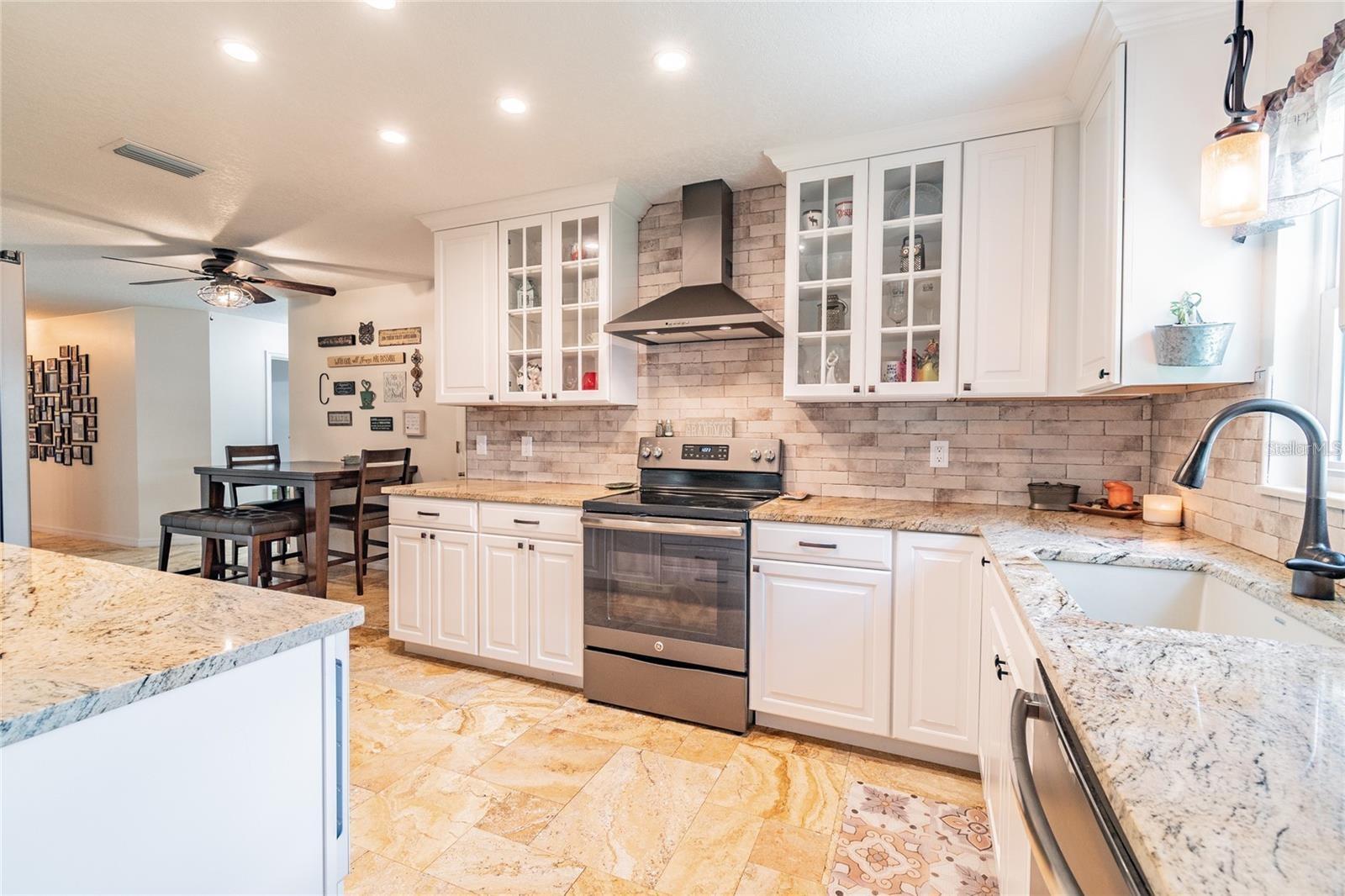 5318 LAS FLORES VIADUCT, New Port Richey, FL 34655