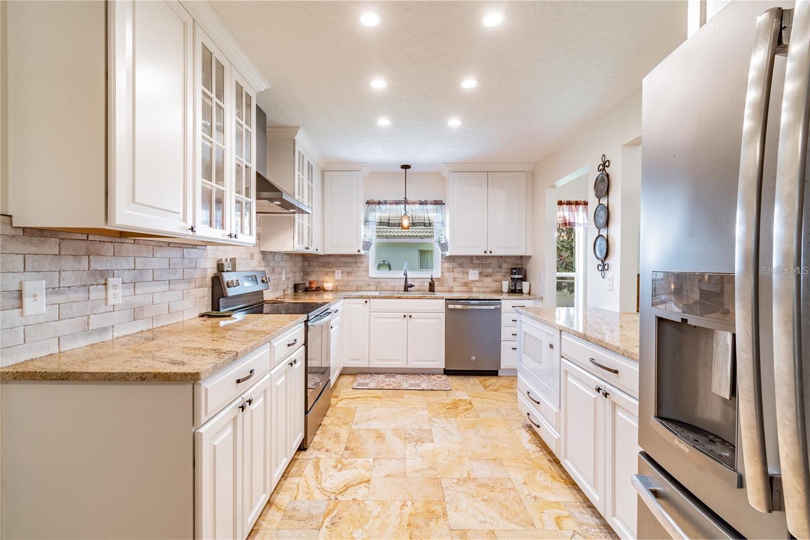 5318 LAS FLORES VIADUCT, New Port Richey, FL 34655