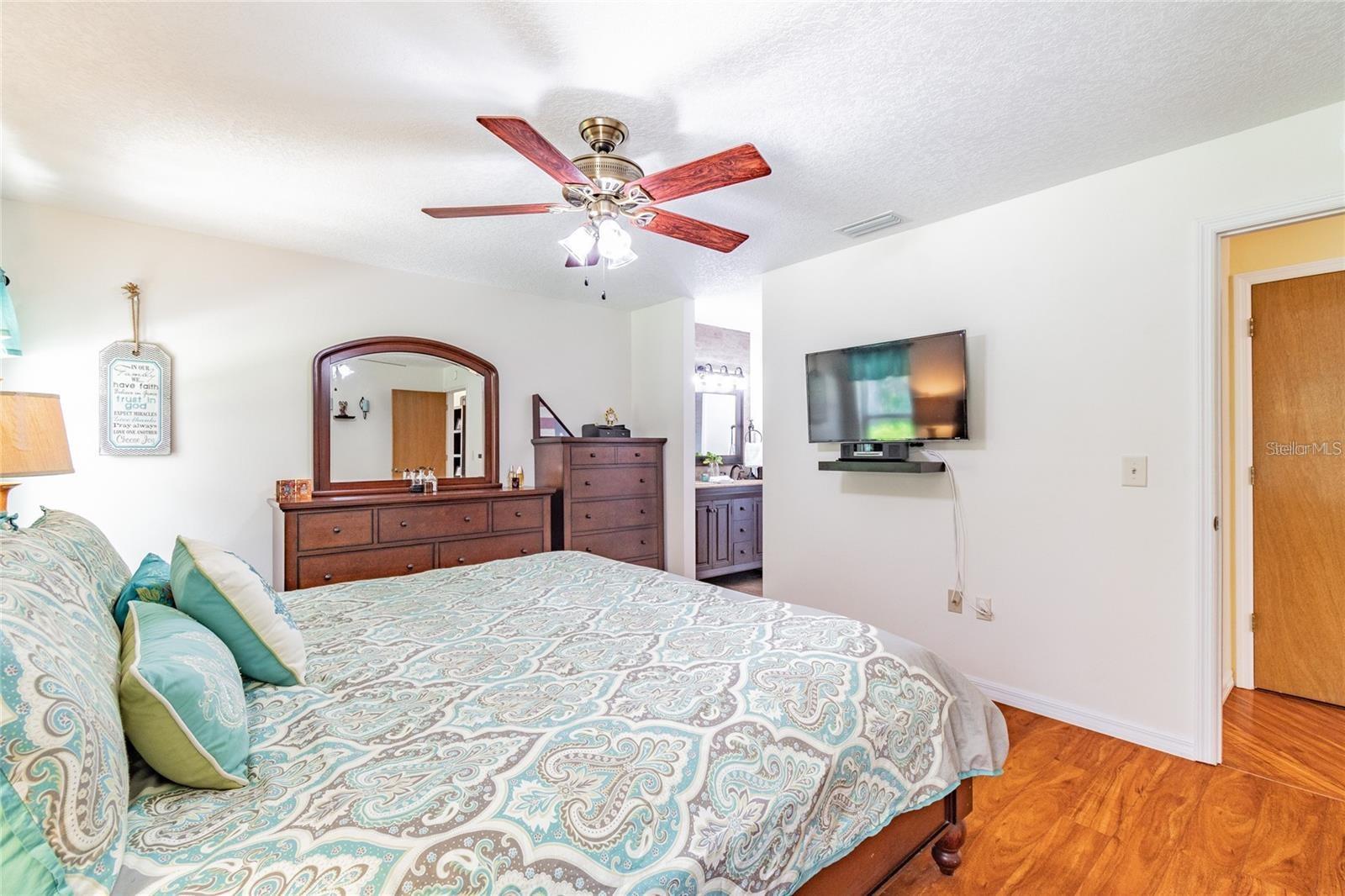 5318 LAS FLORES VIADUCT, New Port Richey, FL 34655