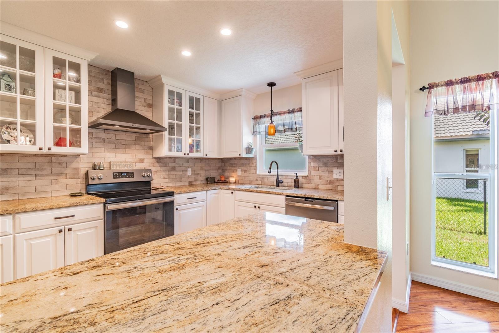 5318 LAS FLORES VIADUCT, New Port Richey, FL 34655