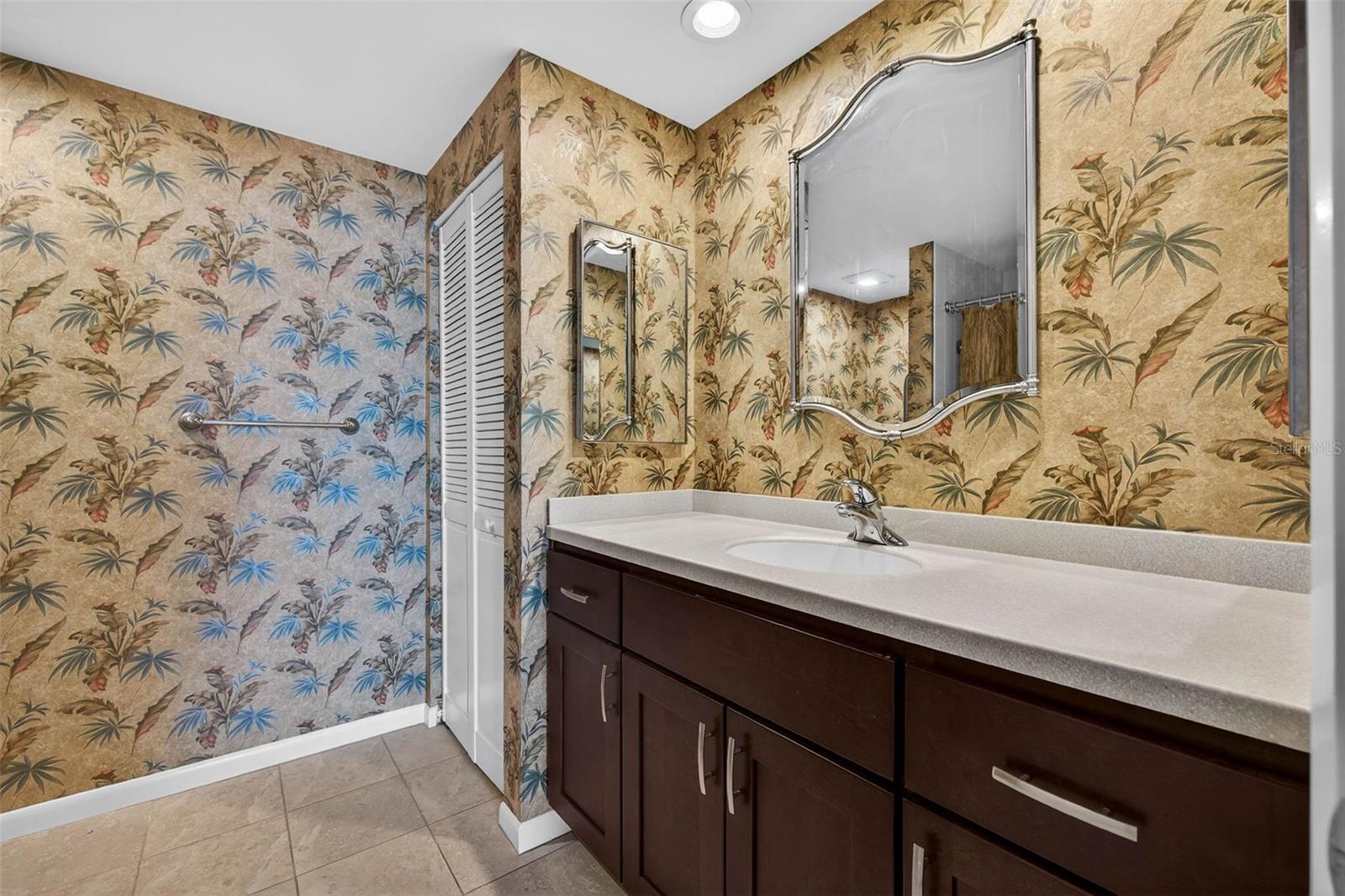 1501 GULF BOULEVARD, #205, Clearwater Beach, FL 33767