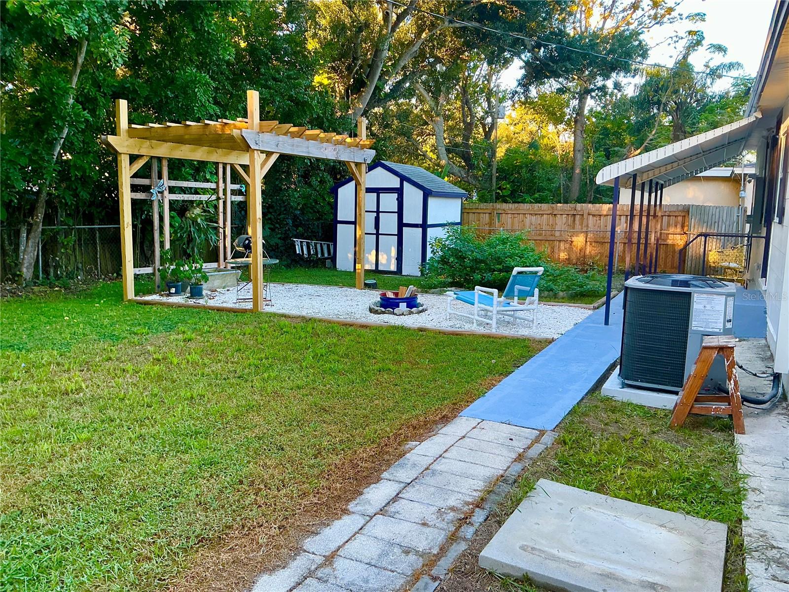 5320 43RD TERRACE N, St Petersburg, FL 33709