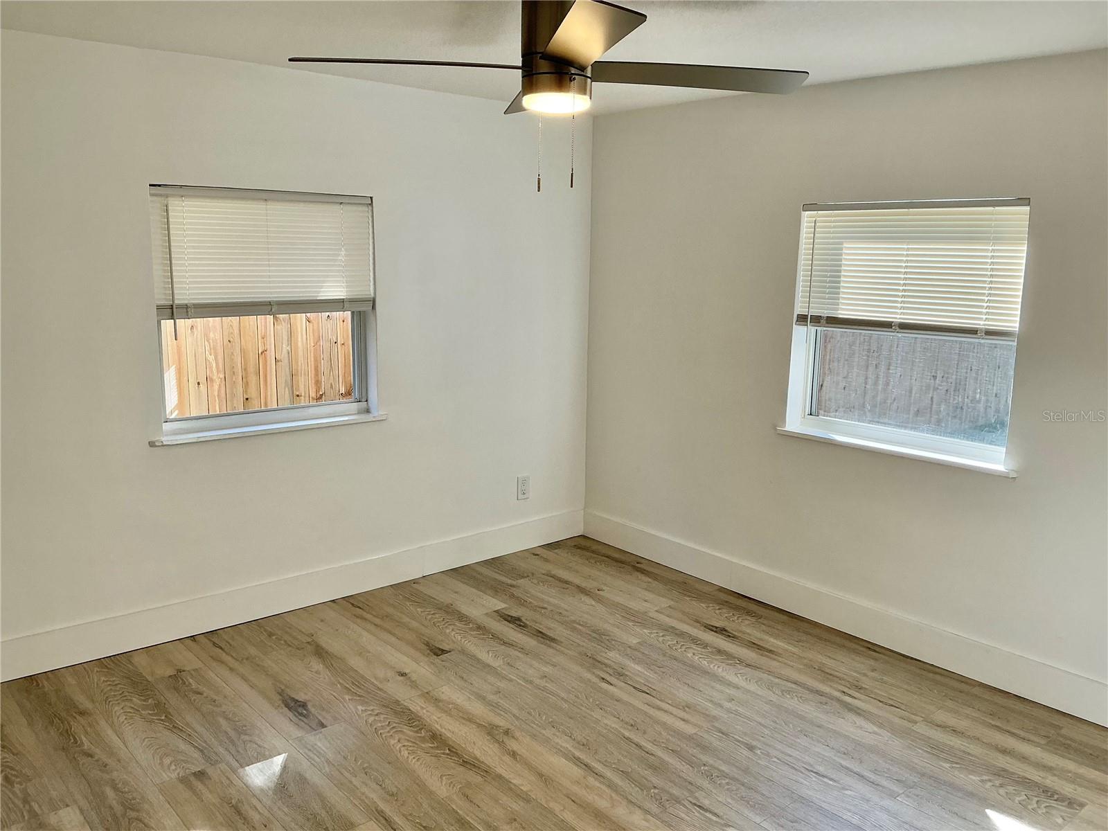 5320 43RD TERRACE N, St Petersburg, FL 33709