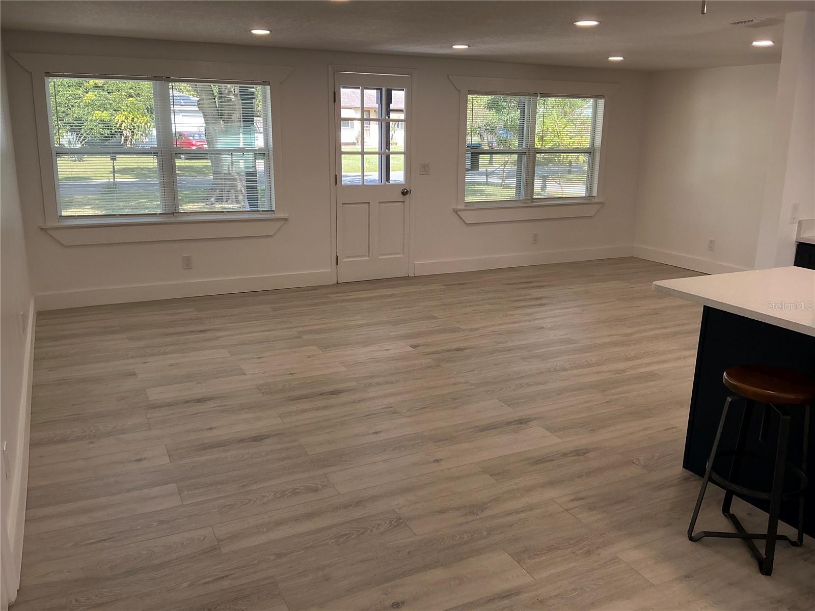 5320 43RD TERRACE N, St Petersburg, FL 33709