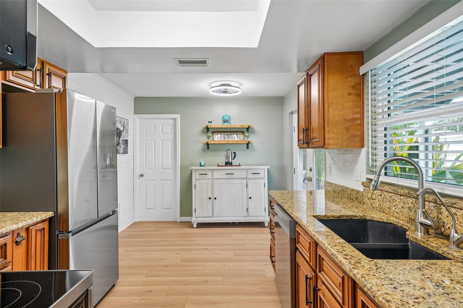 10132 44TH STREET N, Pinellas Park, FL 33782