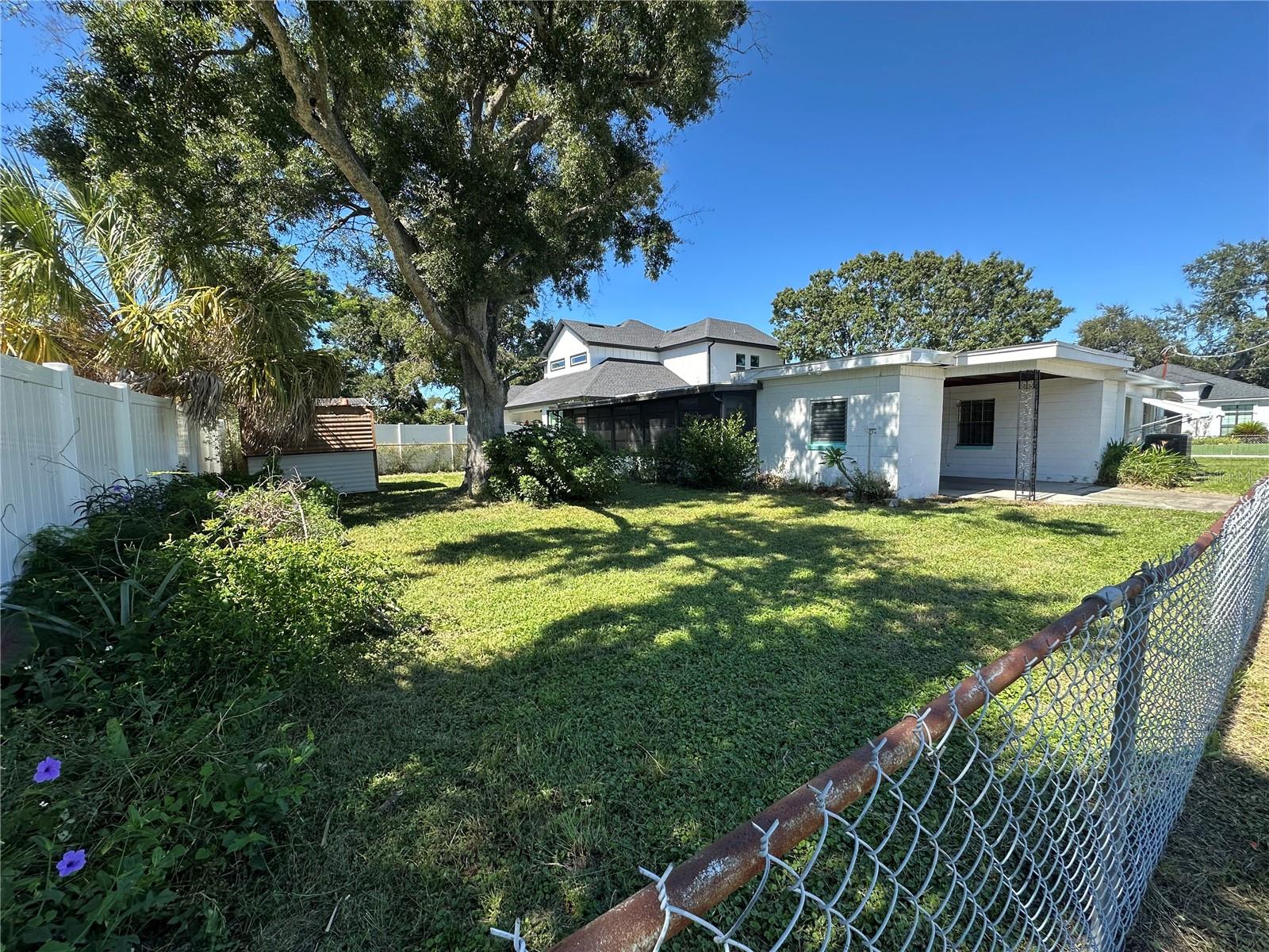 3302 W PAXTON AVENUE, Tampa, FL 33611