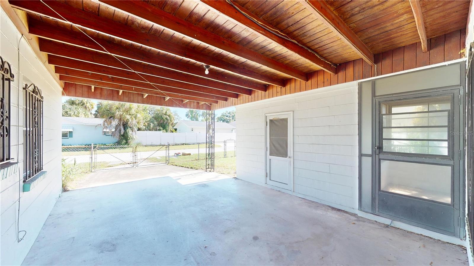 3302 W PAXTON AVENUE, Tampa, FL 33611