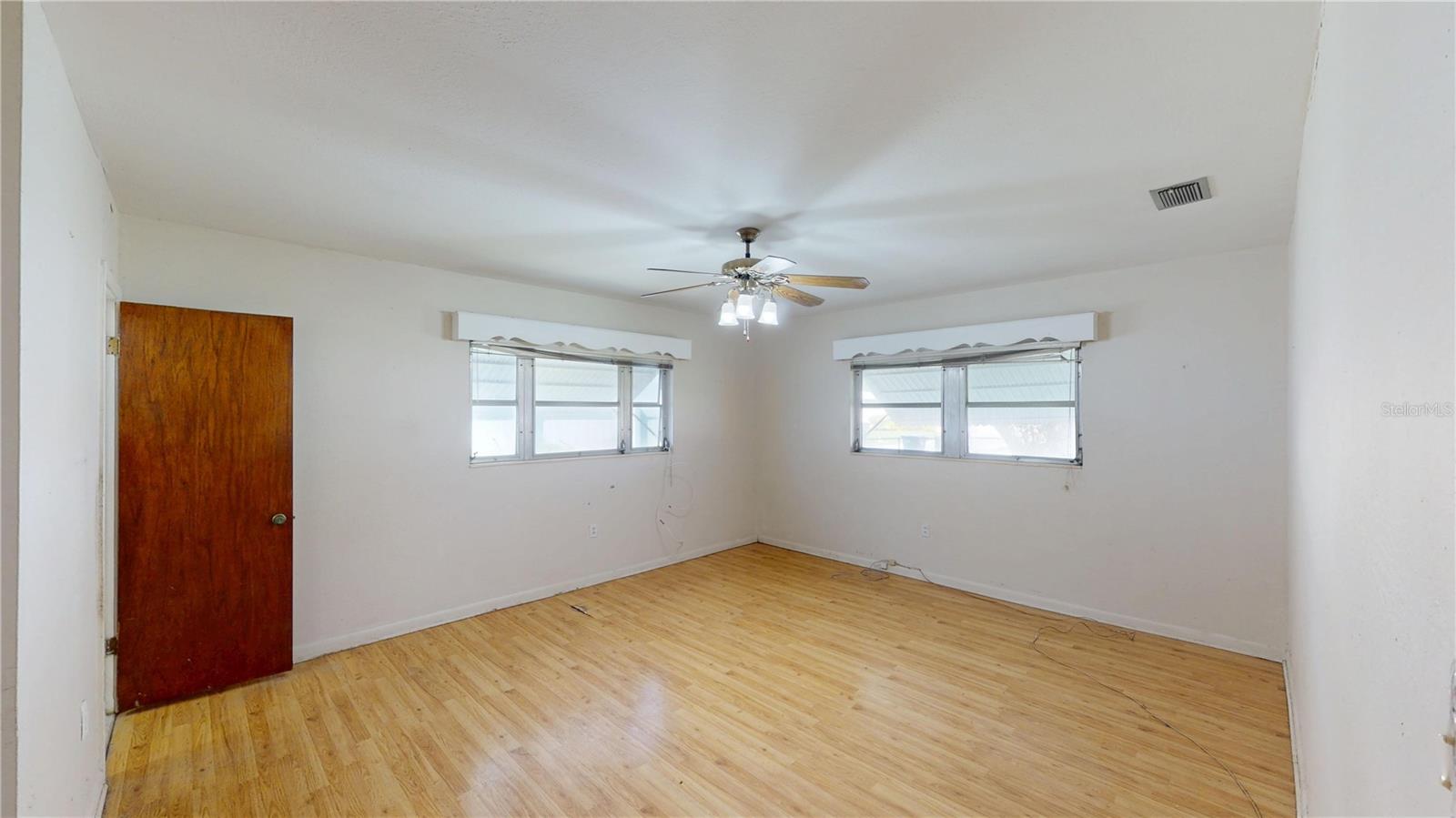 3302 W PAXTON AVENUE, Tampa, FL 33611