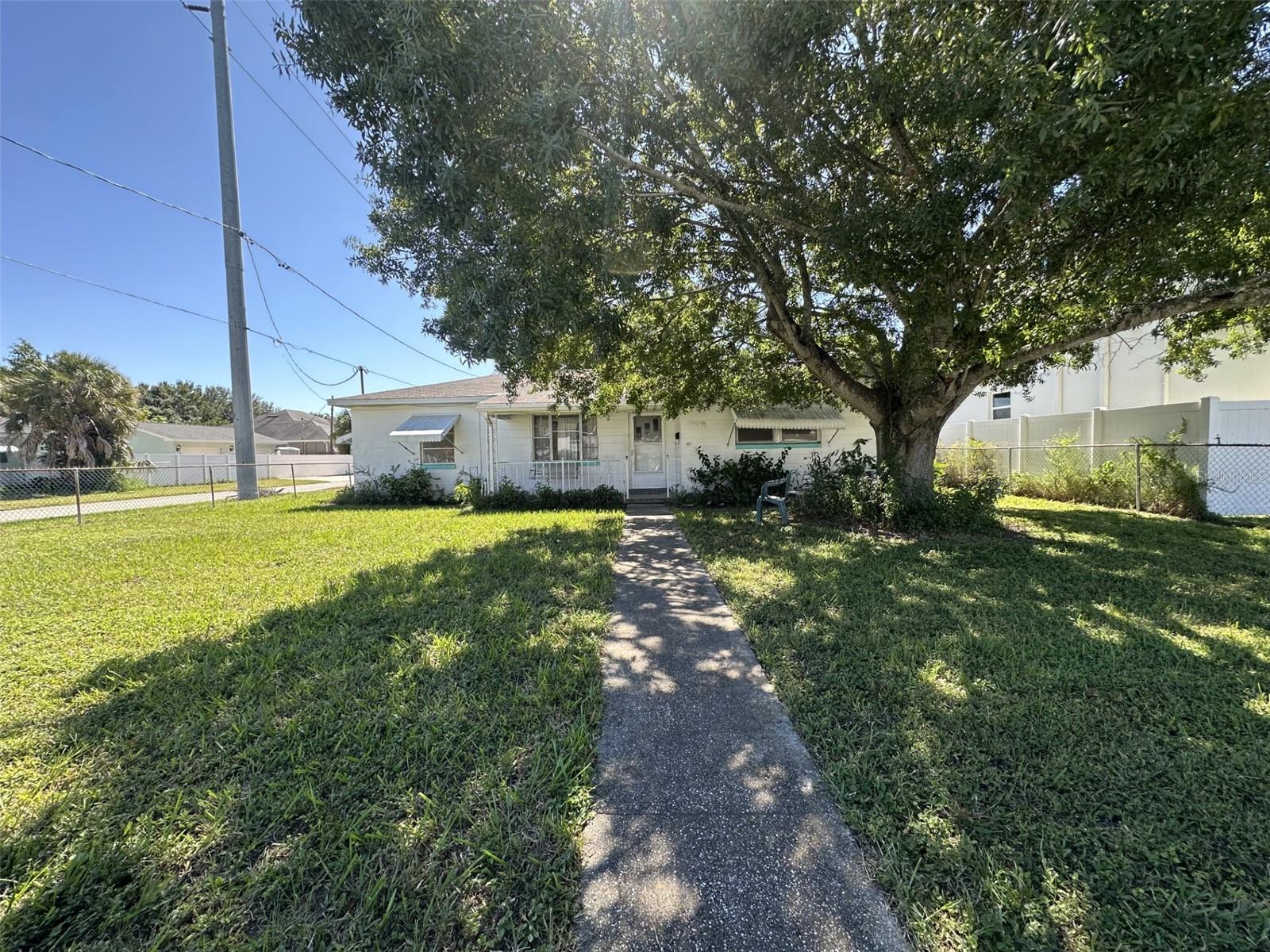 3302 W PAXTON AVENUE, Tampa, FL 33611