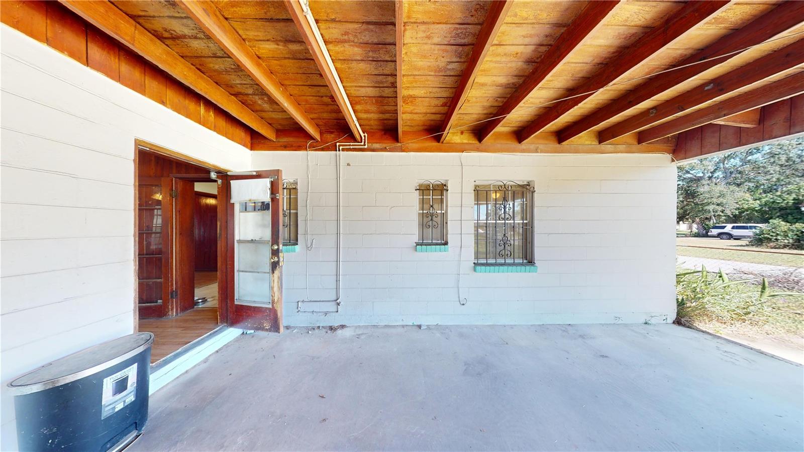 3302 W PAXTON AVENUE, Tampa, FL 33611