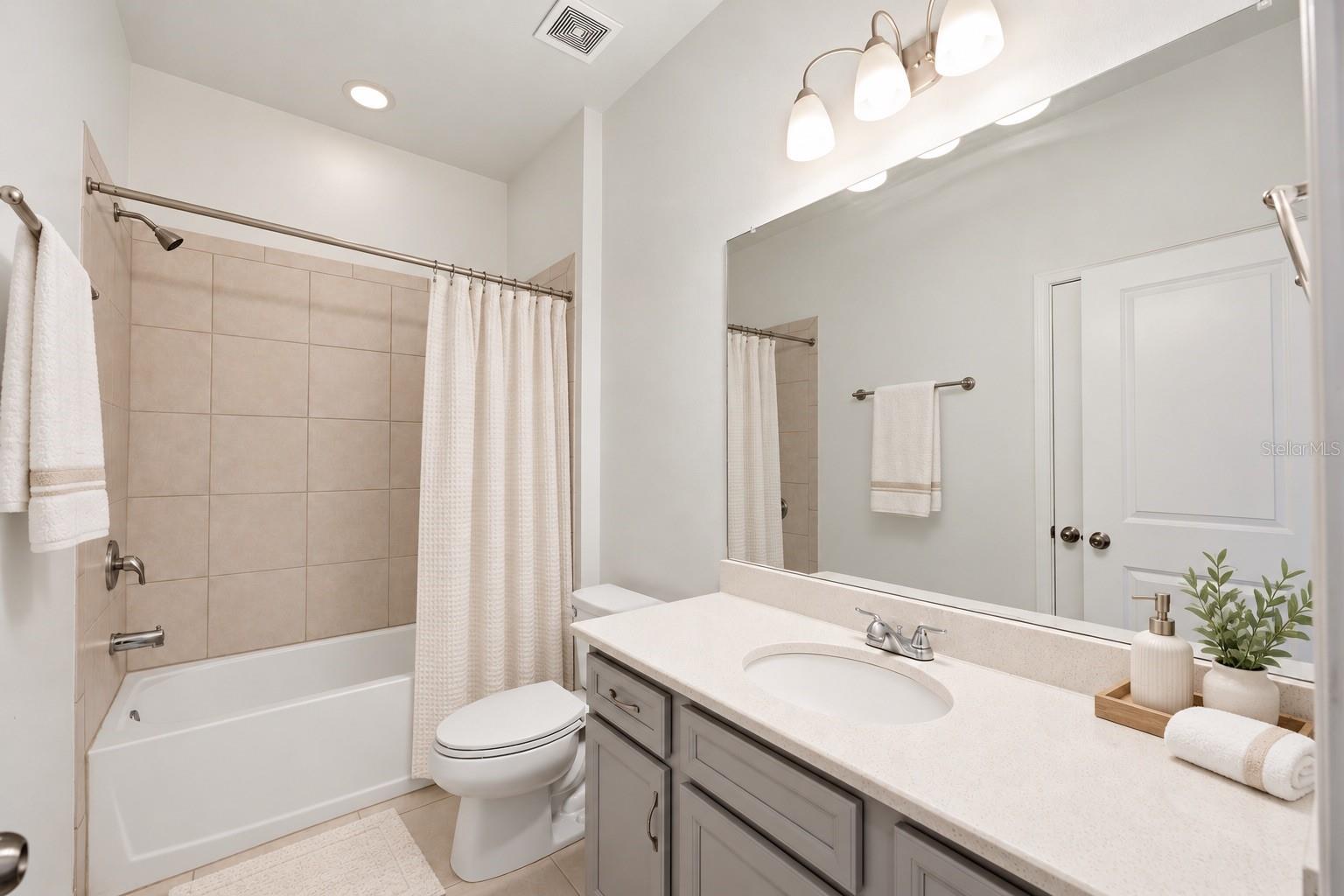 11417 BLUE WOODS DRIVE, Riverview, FL 33569