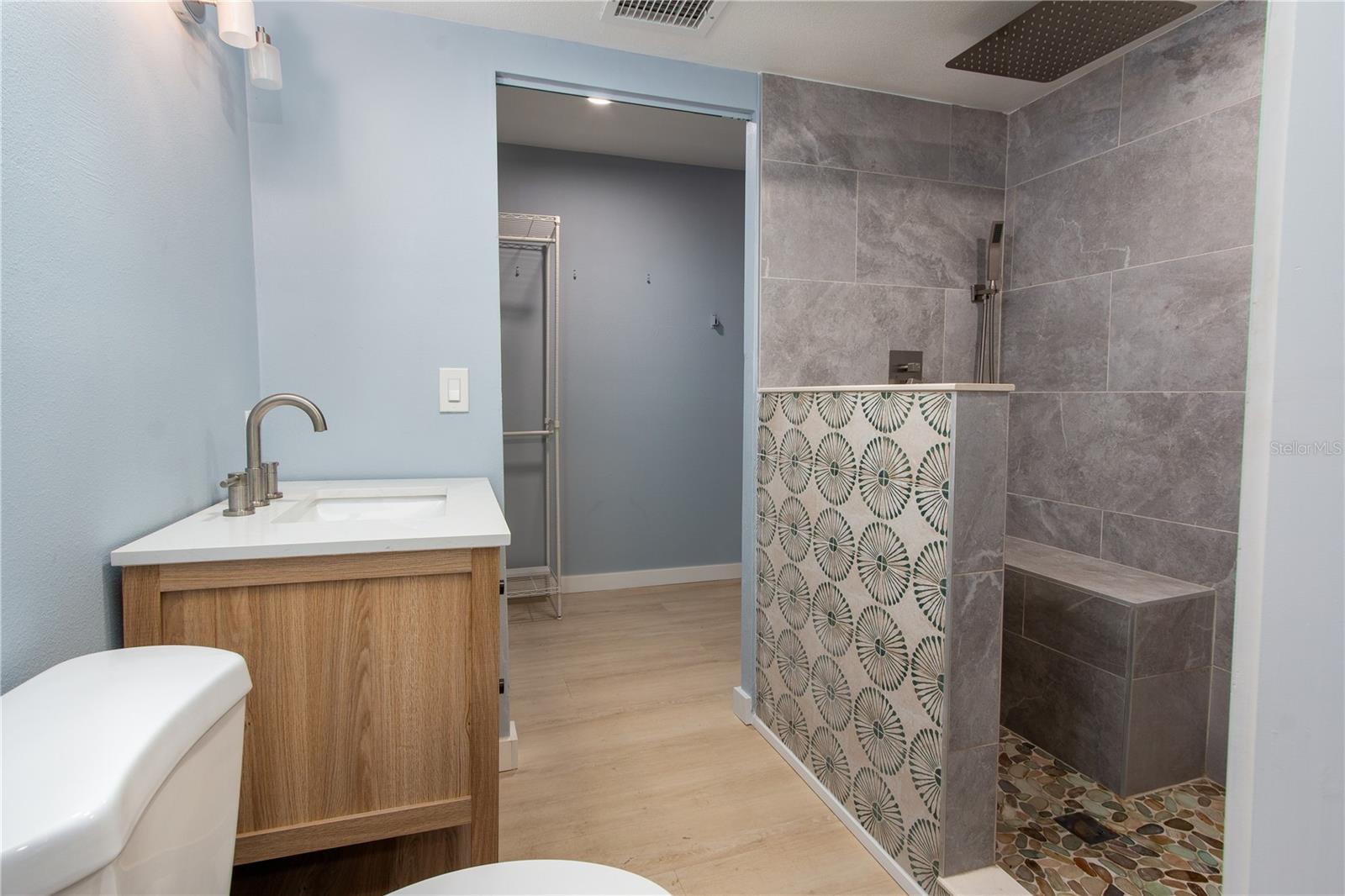 750 BAY ESPLANADE, Clearwater Beach, FL 33767 750 BAY ESPLANADE, Clearwater Beach, FL 33767