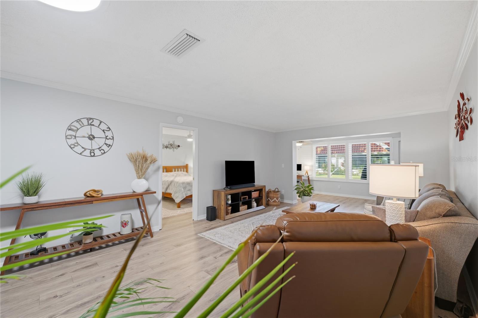 19029 US HIGHWAY 19 N, #18B, Clearwater, FL 33764